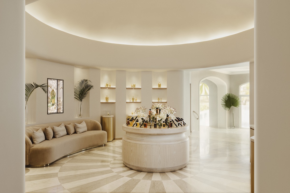 curved walls and a neutral palette in spa design by BLINK
