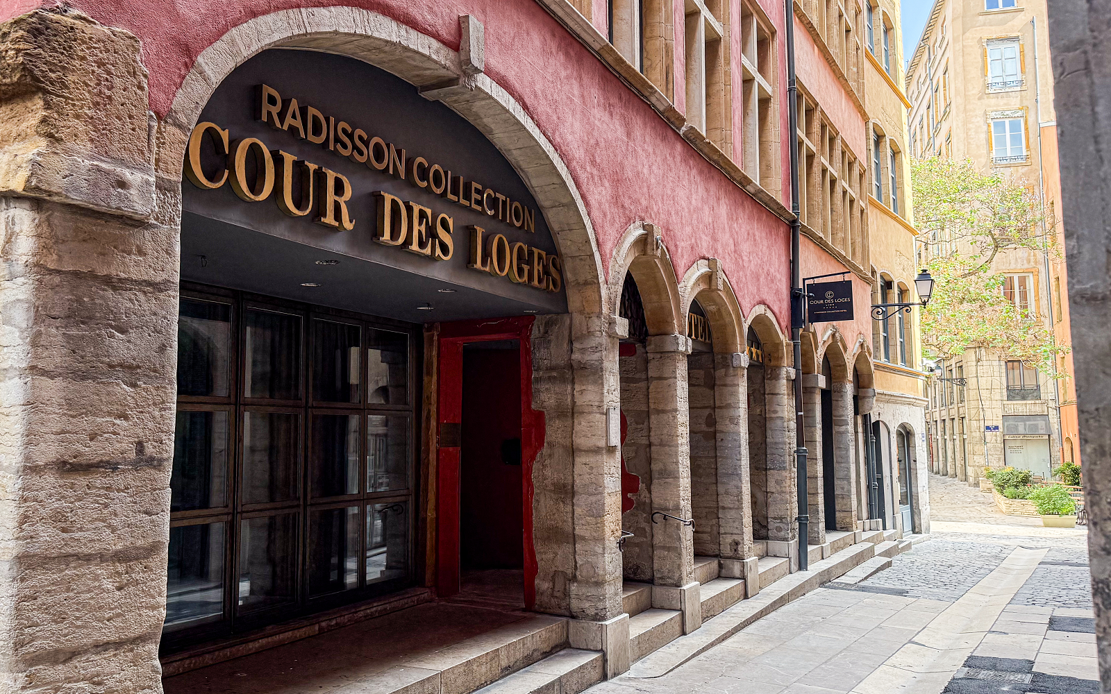 Radisson Collection debuts in France with the opening of Cour des Loges, a Renaissance icon in Lyon