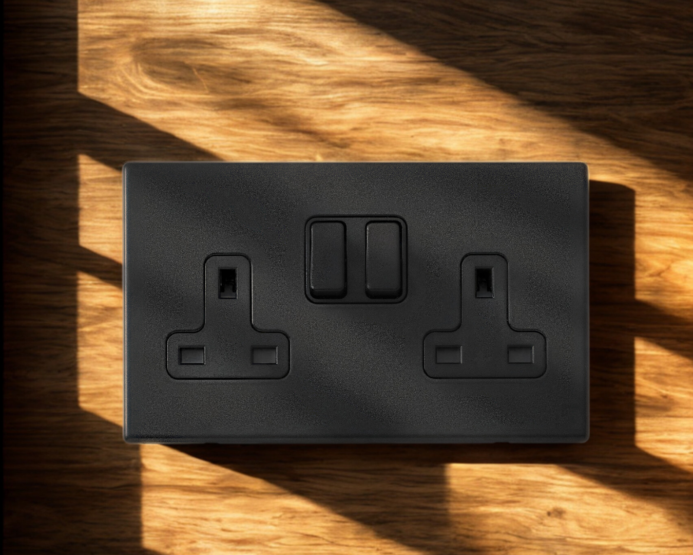 Hartland-CFX, black plug and switch set from Hamilton Litestat