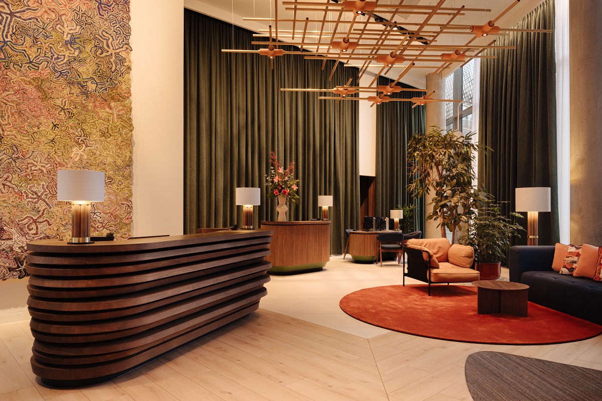 Hilton DoubleTree Lobby