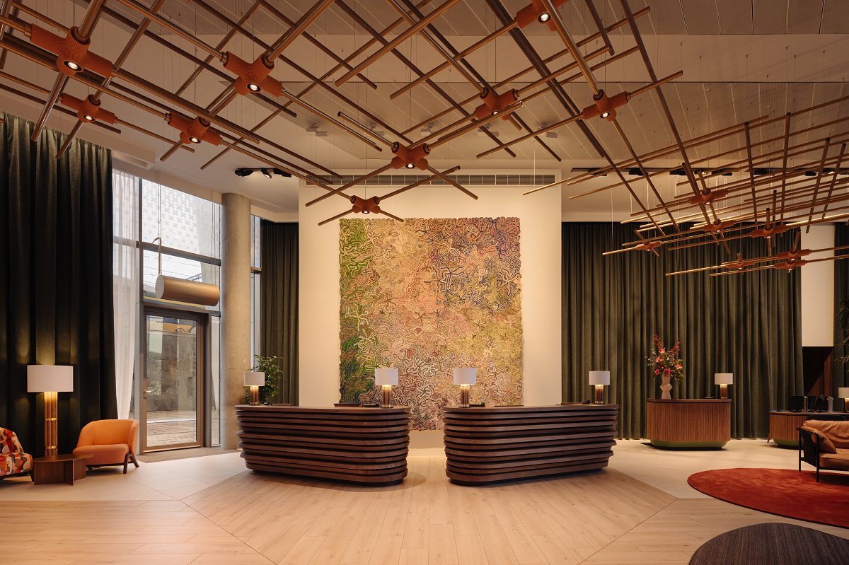 Hilton DoubleTree Lobby