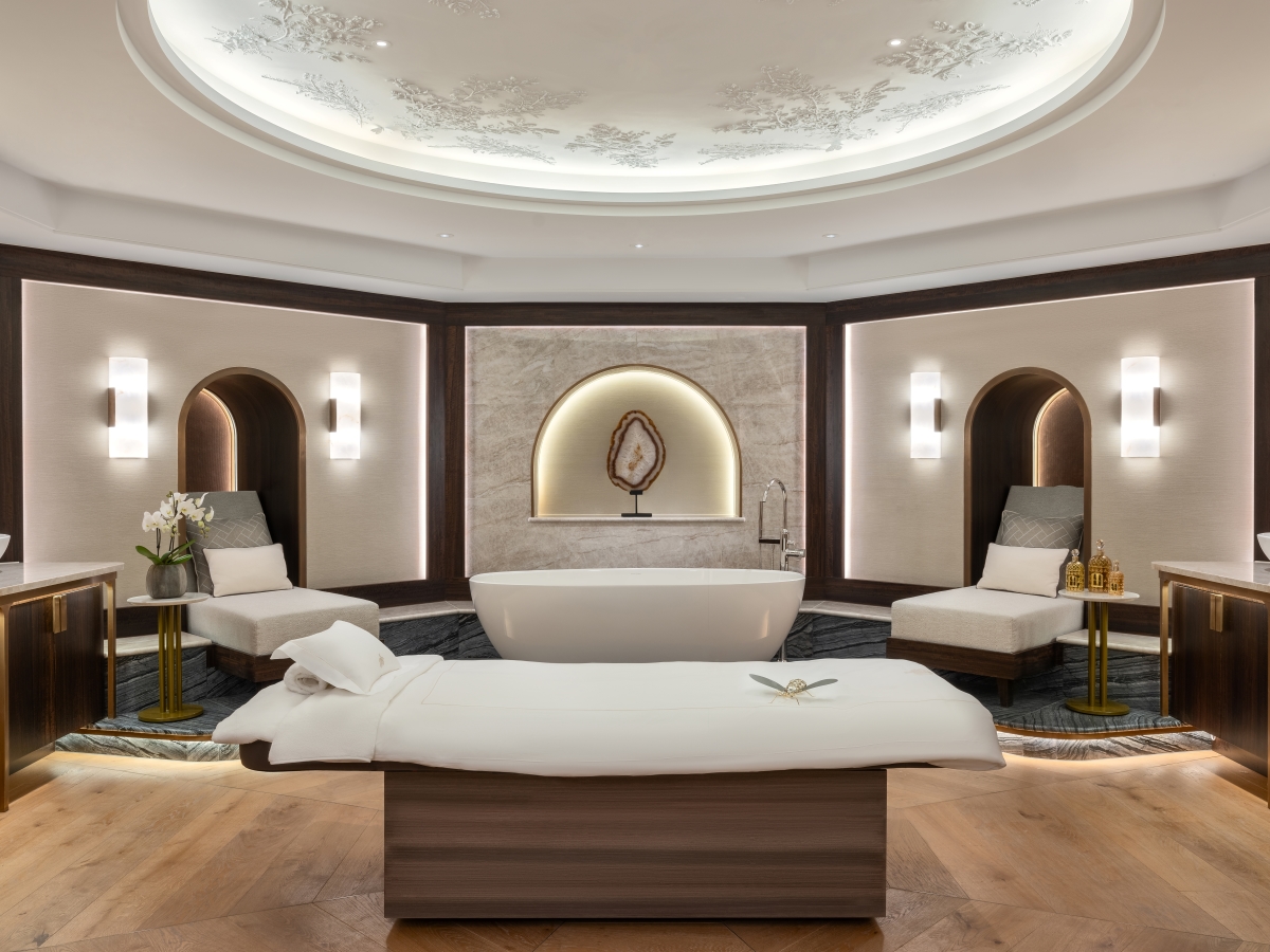 Lighting in spa spaces allows therapists and aestheticians to create a custom oasis for each guest. Photo by John Athimaritis, courtesy Lutron.