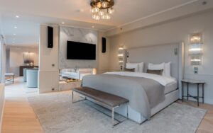 Waldorf-Astoria-Helsinki-Penthouse-Suite-Bedroom