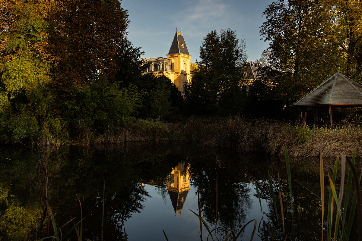 gardens and exterior of Villa Petrusse Luxembourg