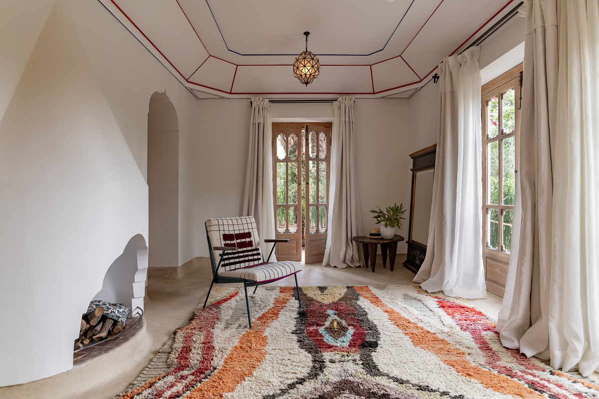 handwoven moroccan carpet on the floor of Jnane Rumi