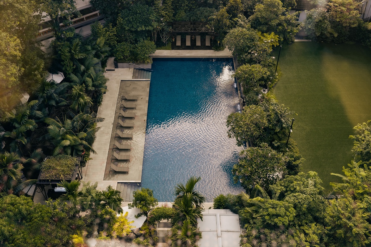 aerial view Grand Hyatt Singapore-Garden and Pools (1)