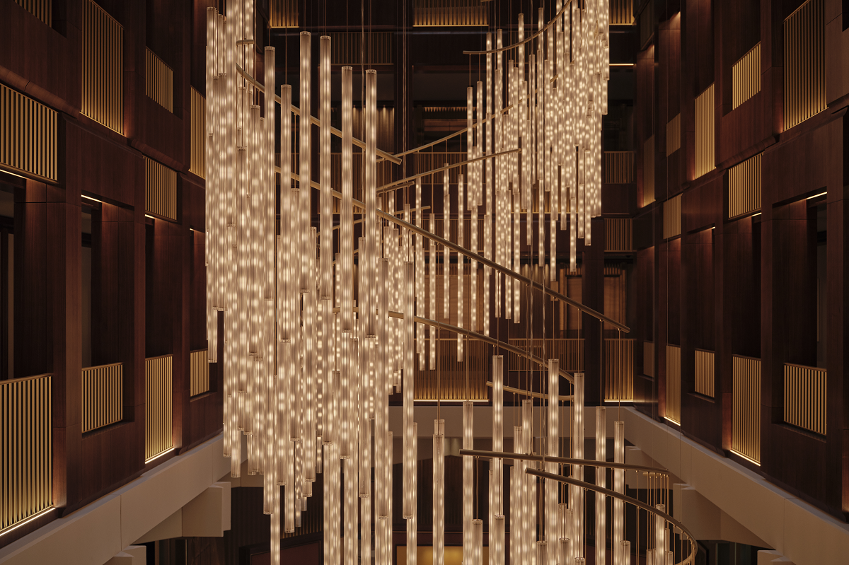 statement lighting in hotel lobby the chancery