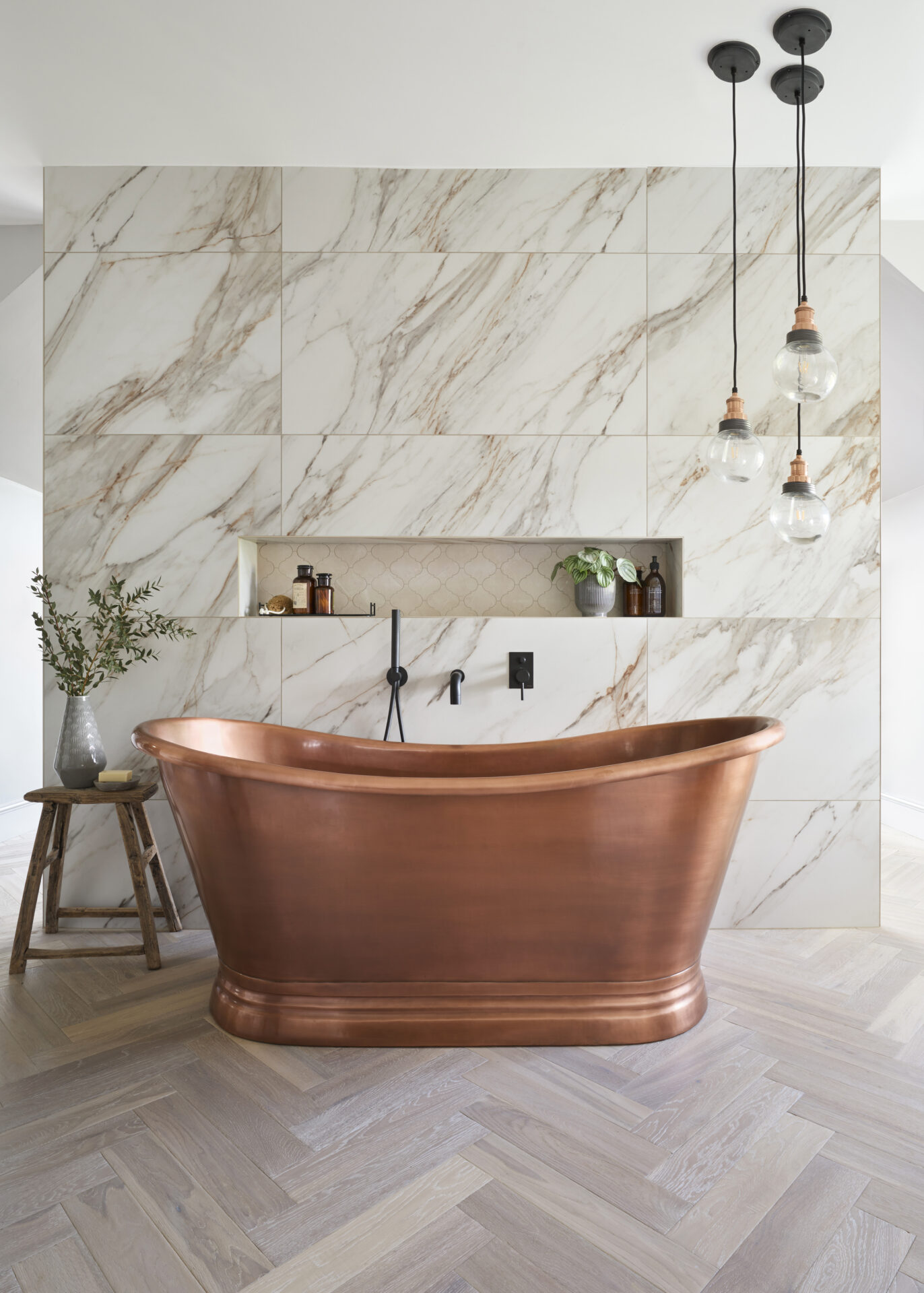 Copper roll top bath from BC Designs