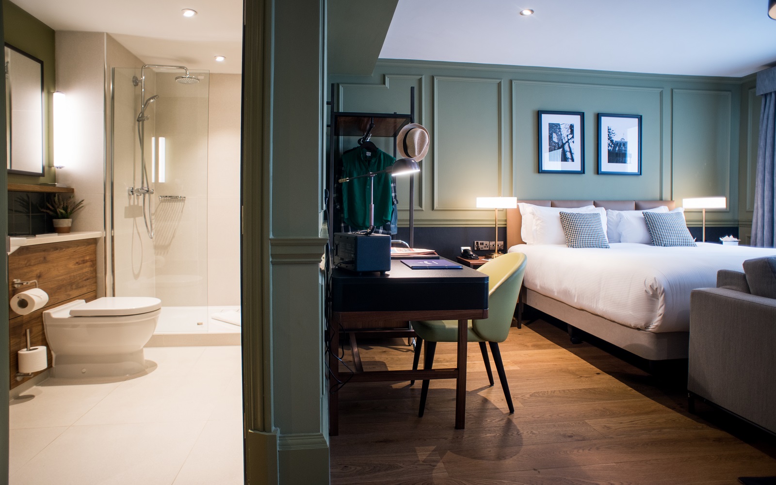 guestroom and bathroom in the Counting House - design by Sibley Grove