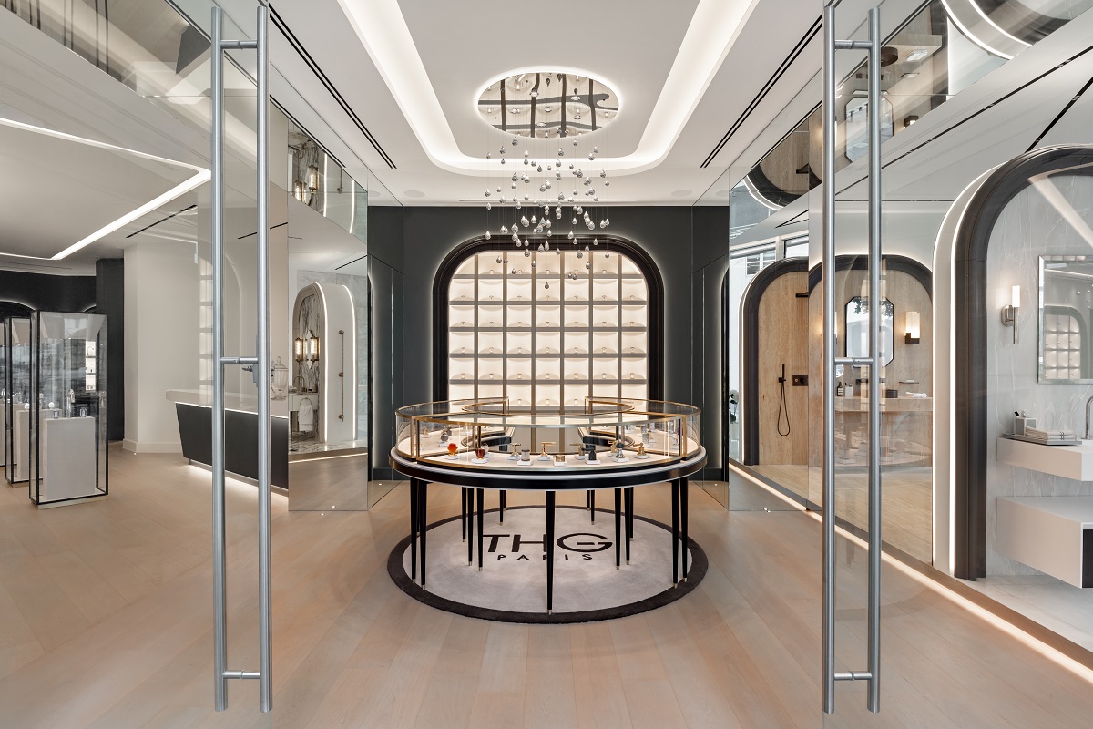 central display in THG Paris showroom