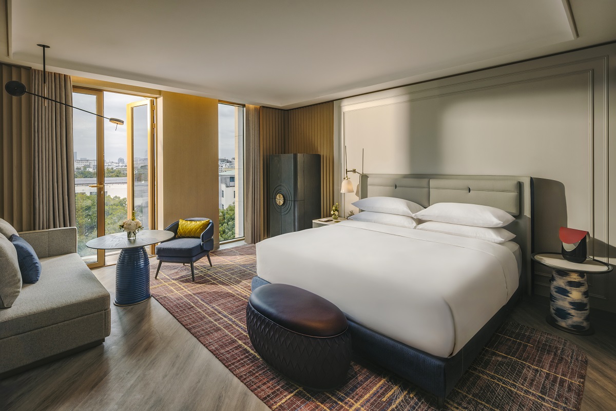 guestroom in Fairmont Hanoi with view over the river