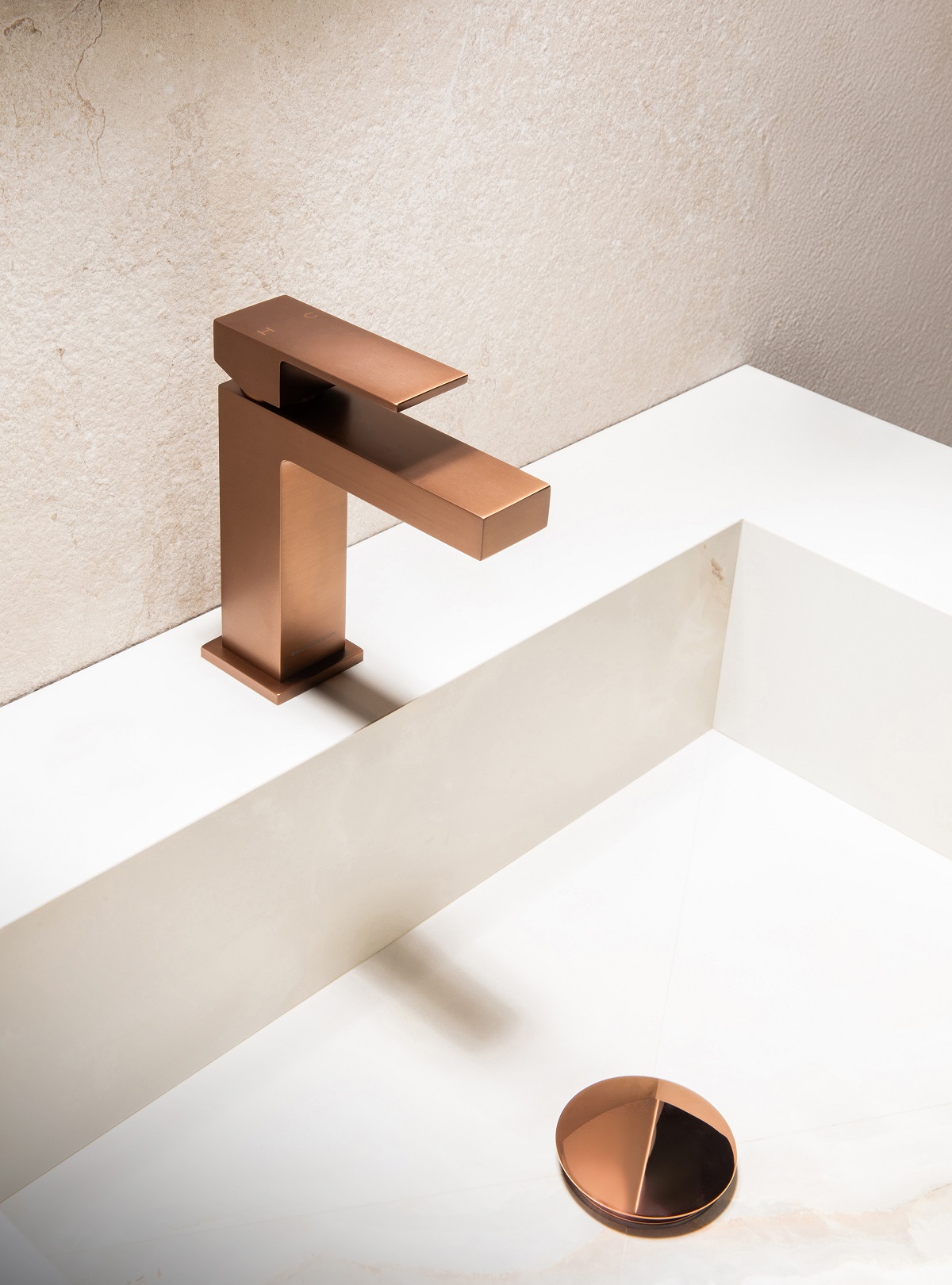 Mezzanine Mixer in Oyster Burgundy finish