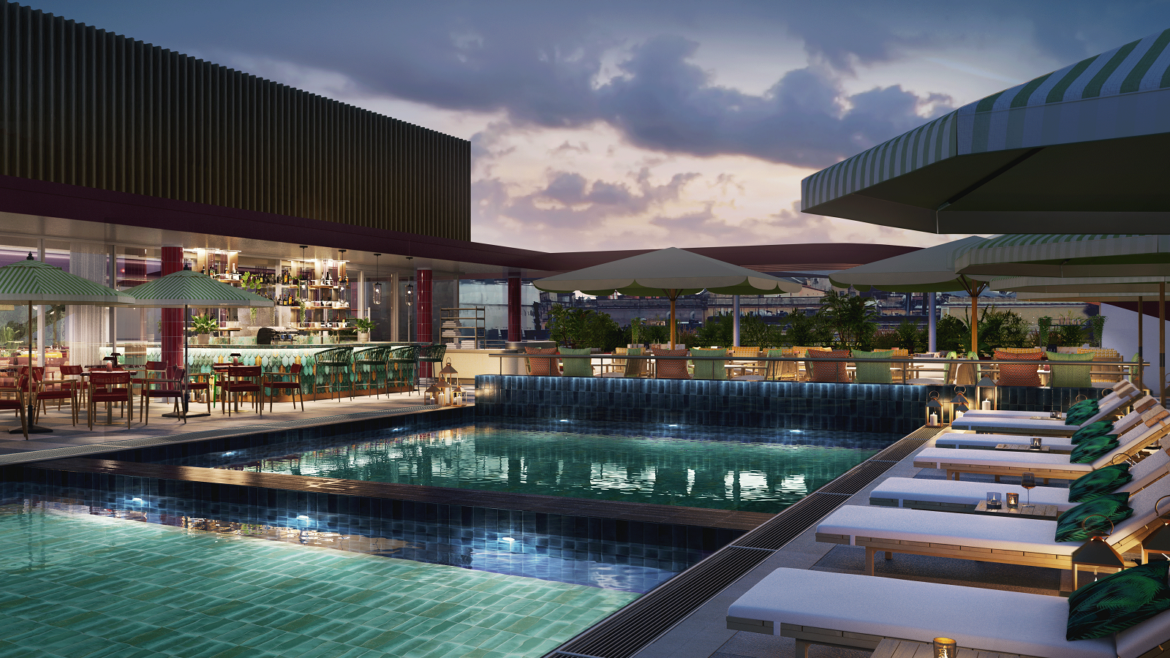 Hyatt Regency Rome Central roof top pool