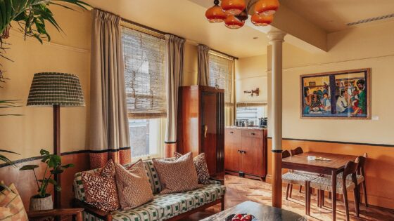 couch, lamp and home-style furniture in Portobello Lodgings