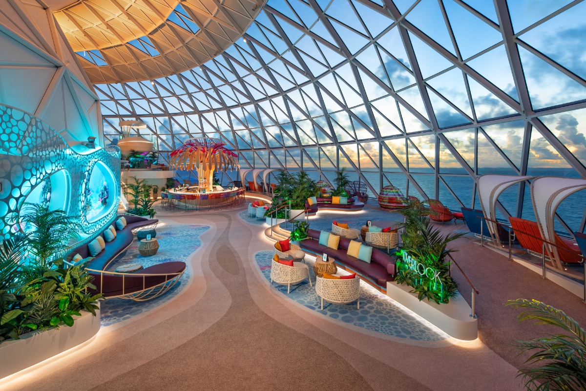 Royal Caribbean Star of the Seas, The Overlook