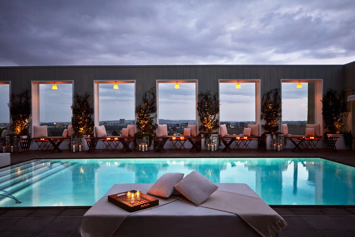 Skybar_Twilight rooftop Pool