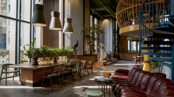 25hours Hotel The Oddbird Lobby