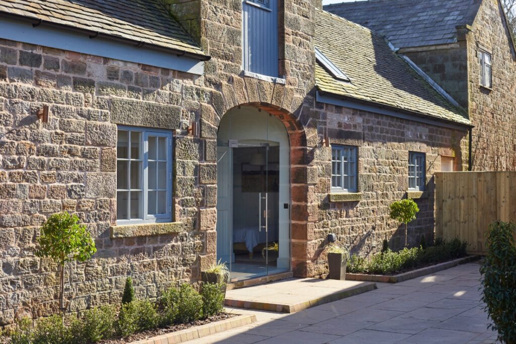The Tawny Hotel - The Owlets