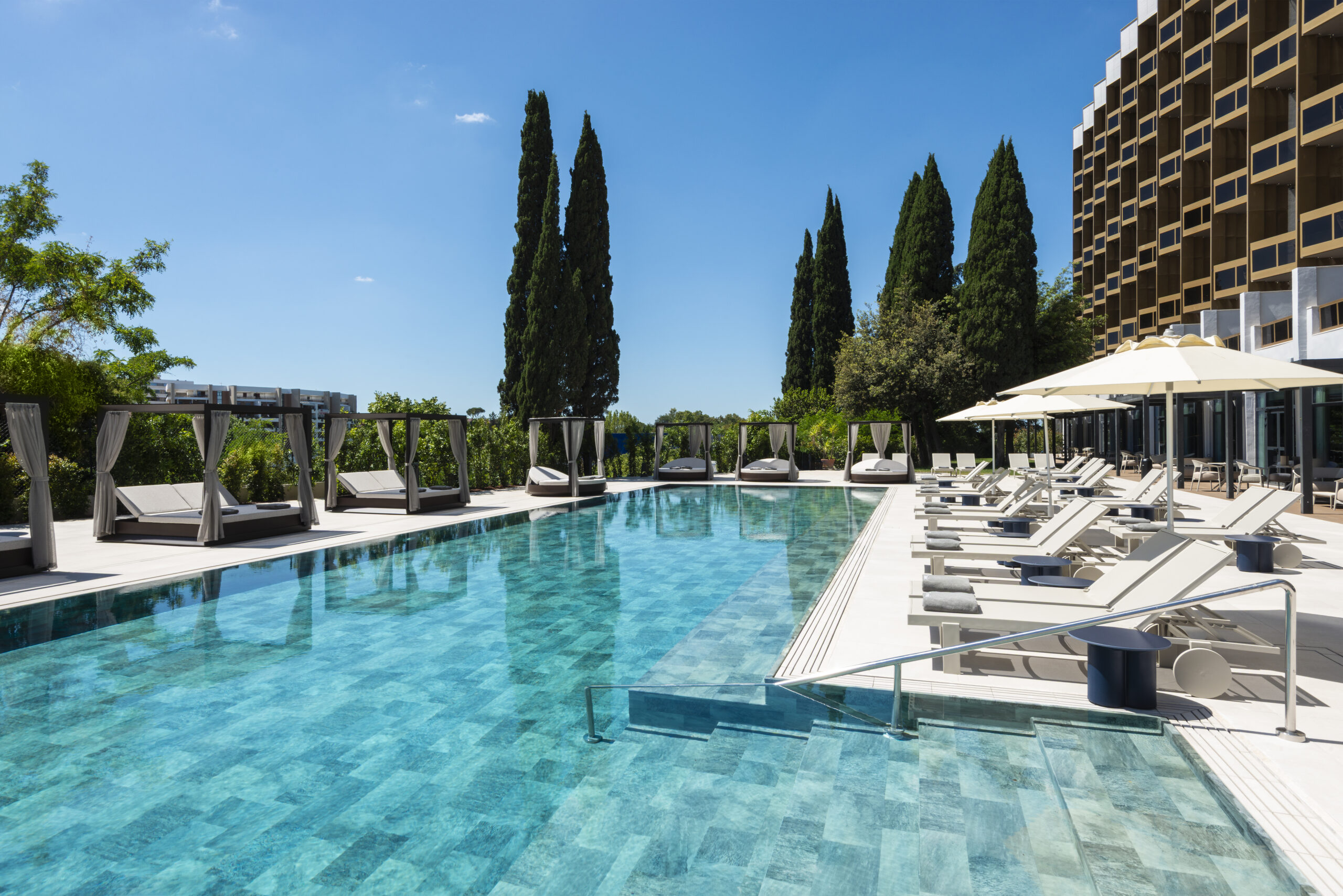 Barcelo Roma swimming pool