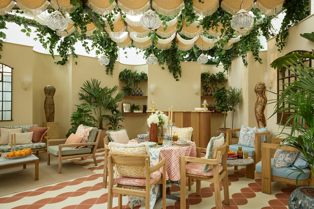 WOW!house - Perennials and Sutherland Garden Terrace by Fettle Design