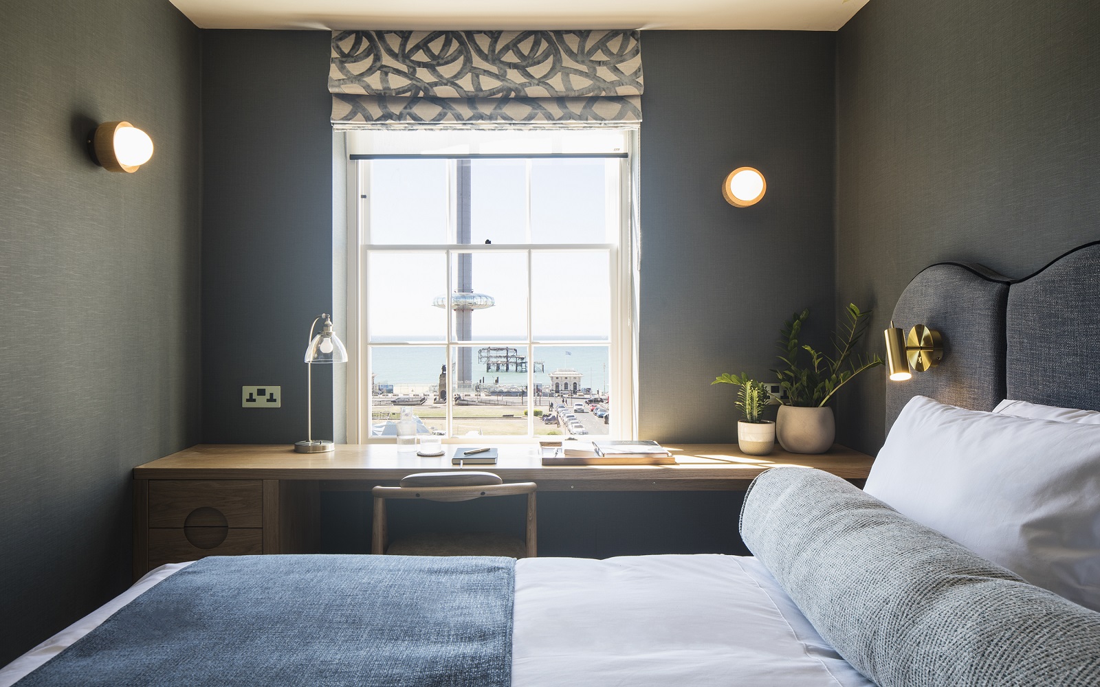 Regency Square Suites _ Suite 4 _ ©James French