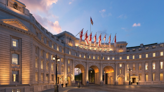 Waldorf-Astoria-London-Admiralty-Arch-Exterior