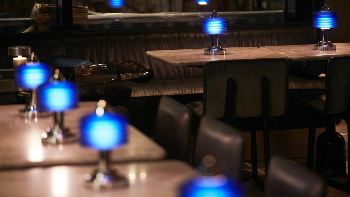 wolves-of-tokyo-indoor-seating-blue-lamps-landscape