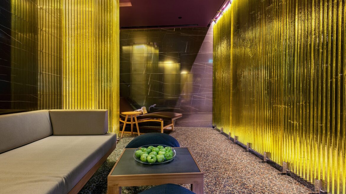 glass panels by Bokart As part of the refurbishment of the wellness area at Vitality Hotel Punta