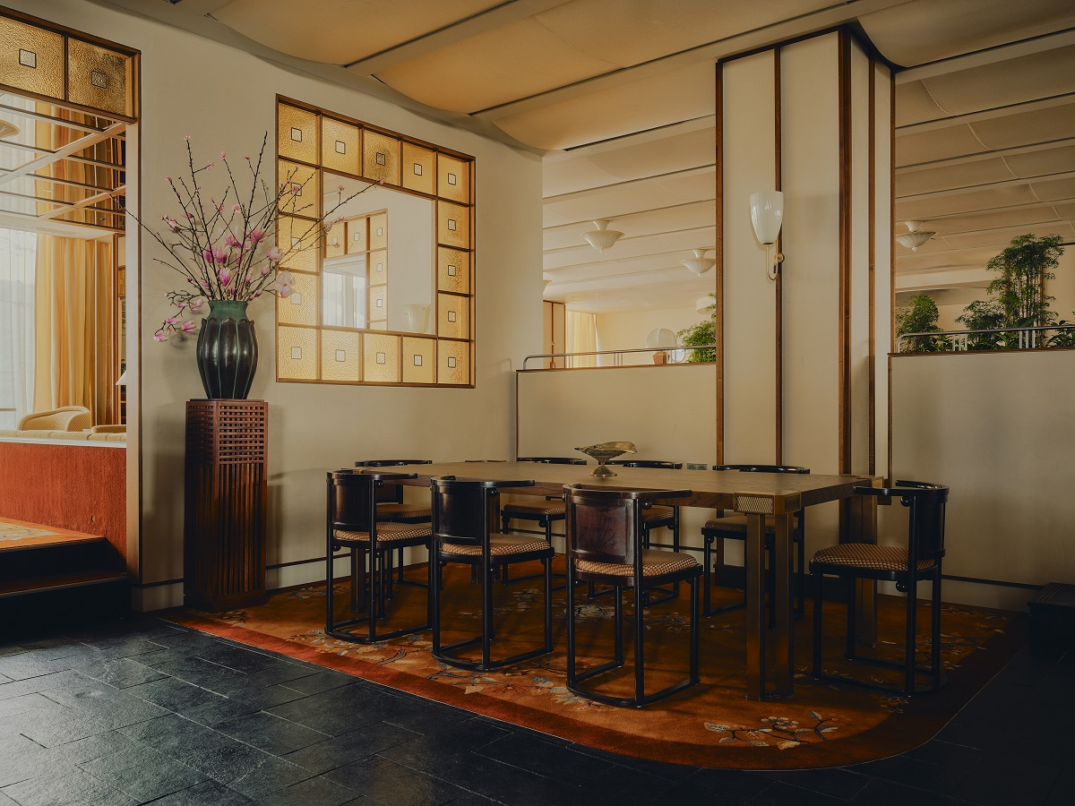 Ibasho restaurant and seating
