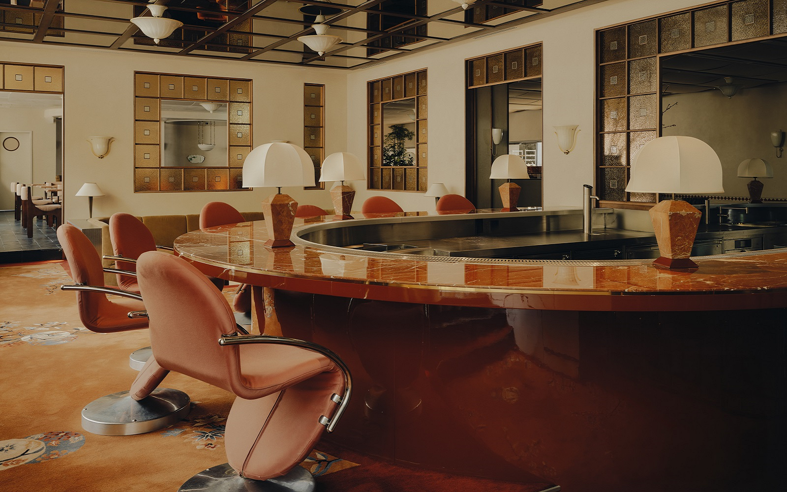lobby bar in the Dean Muncih