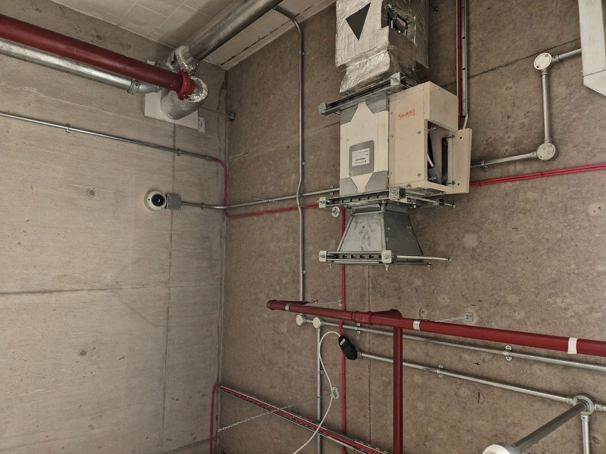 smoke extraction system by Esquared