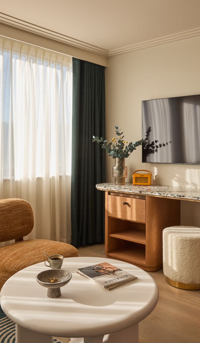 Hotel Indigo London K West in Shepherd’s Bush bedroom image
