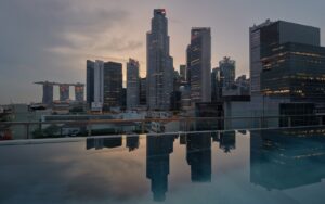 21 Carpenter - Infinity Pool & Lounge