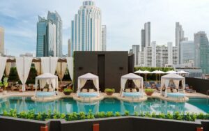 CanopyBangkok_RooftopPool