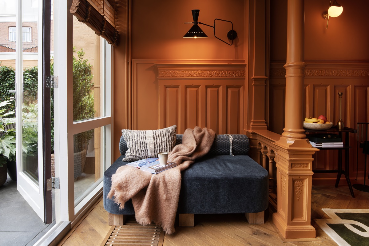 relaxed seating in Jan Luyken boutique hotel looking out onto the garden