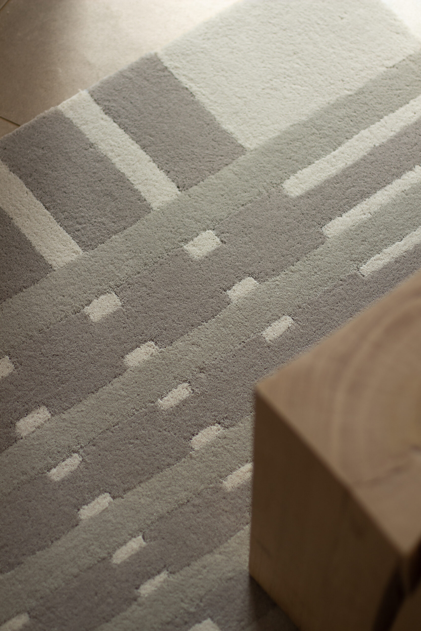 detail Manhattan Neutral Rug sample 0862