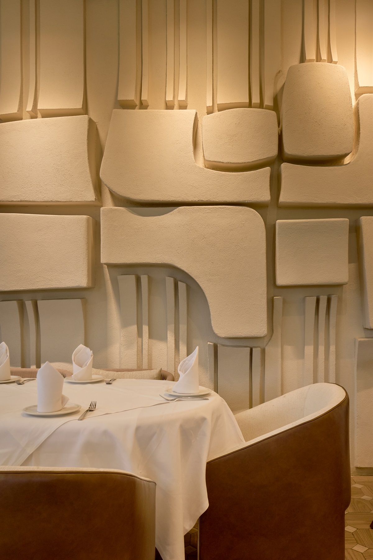 table and wall decoration detail
