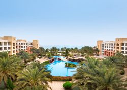 DoubleTree-by-Hilton-Muscat-Al-Waha