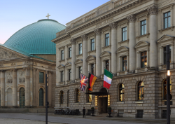 view of entrance and front facade - Four Seasons Hotel Berlin