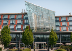 DoubleTree by Hilton Ashbourne Signing