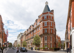 external view Oberoi London Mayfair